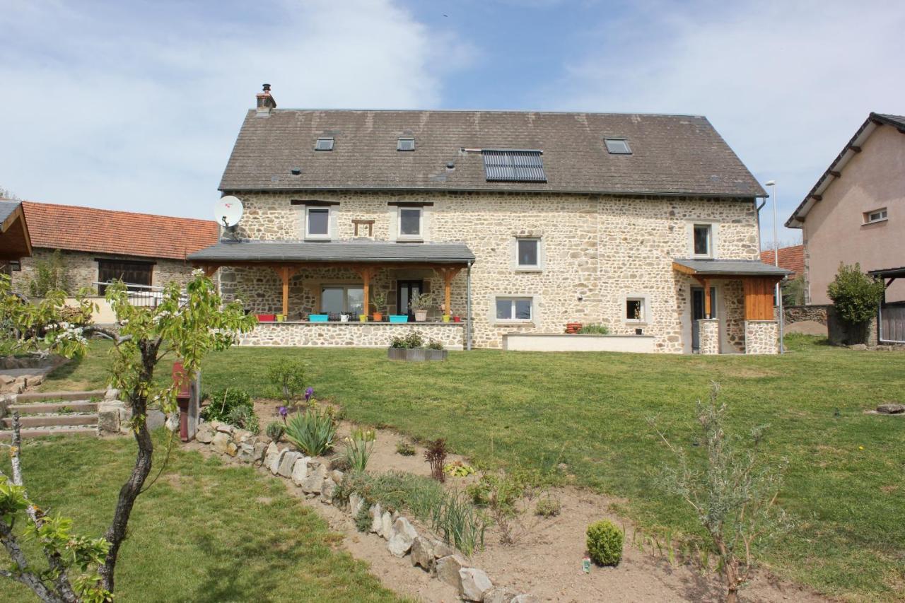Maison Le Barrage Saint-Gervais-dʼAuvergne Zewnętrze zdjęcie
