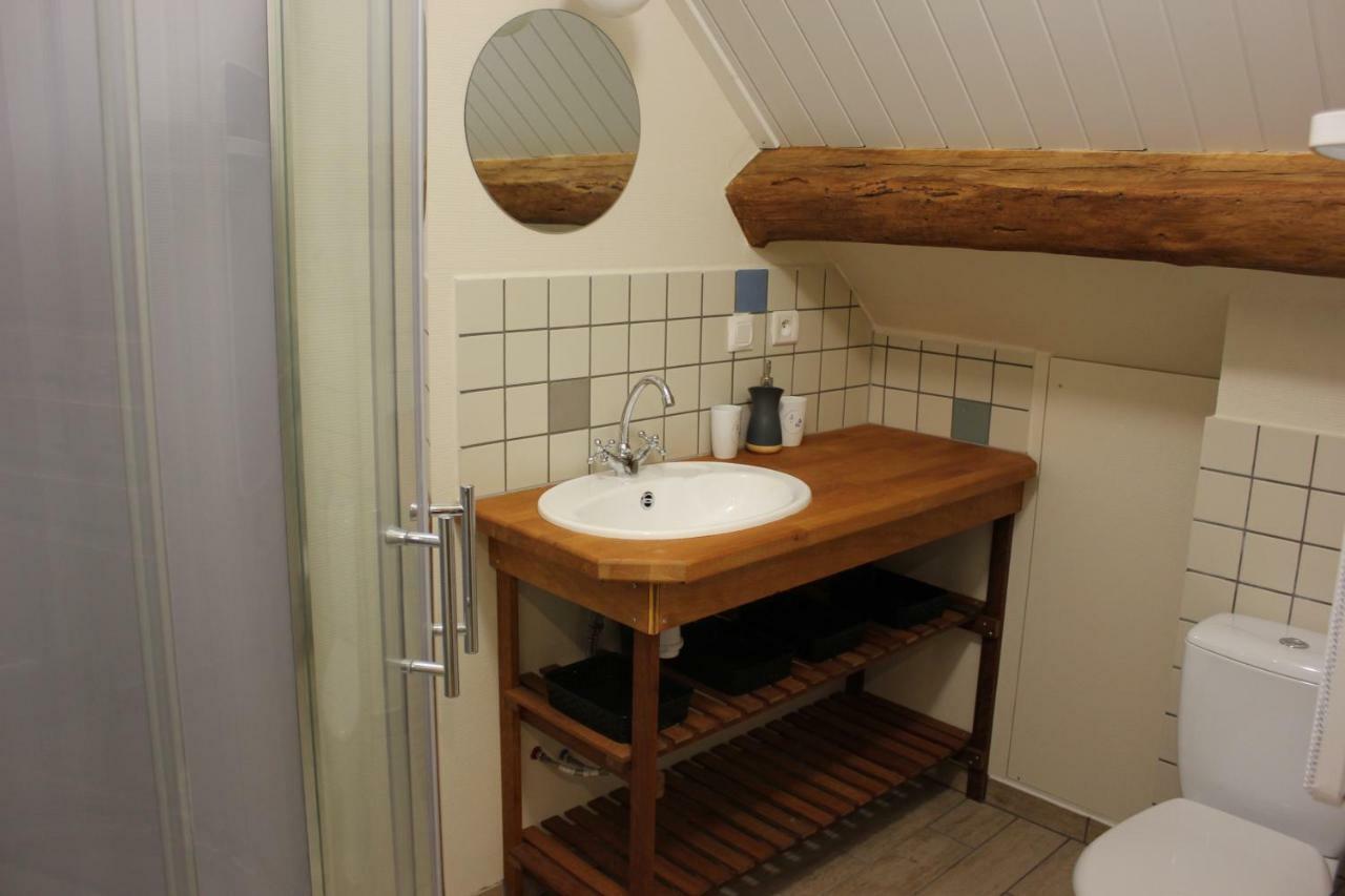 Maison Le Barrage Saint-Gervais-dʼAuvergne Zewnętrze zdjęcie