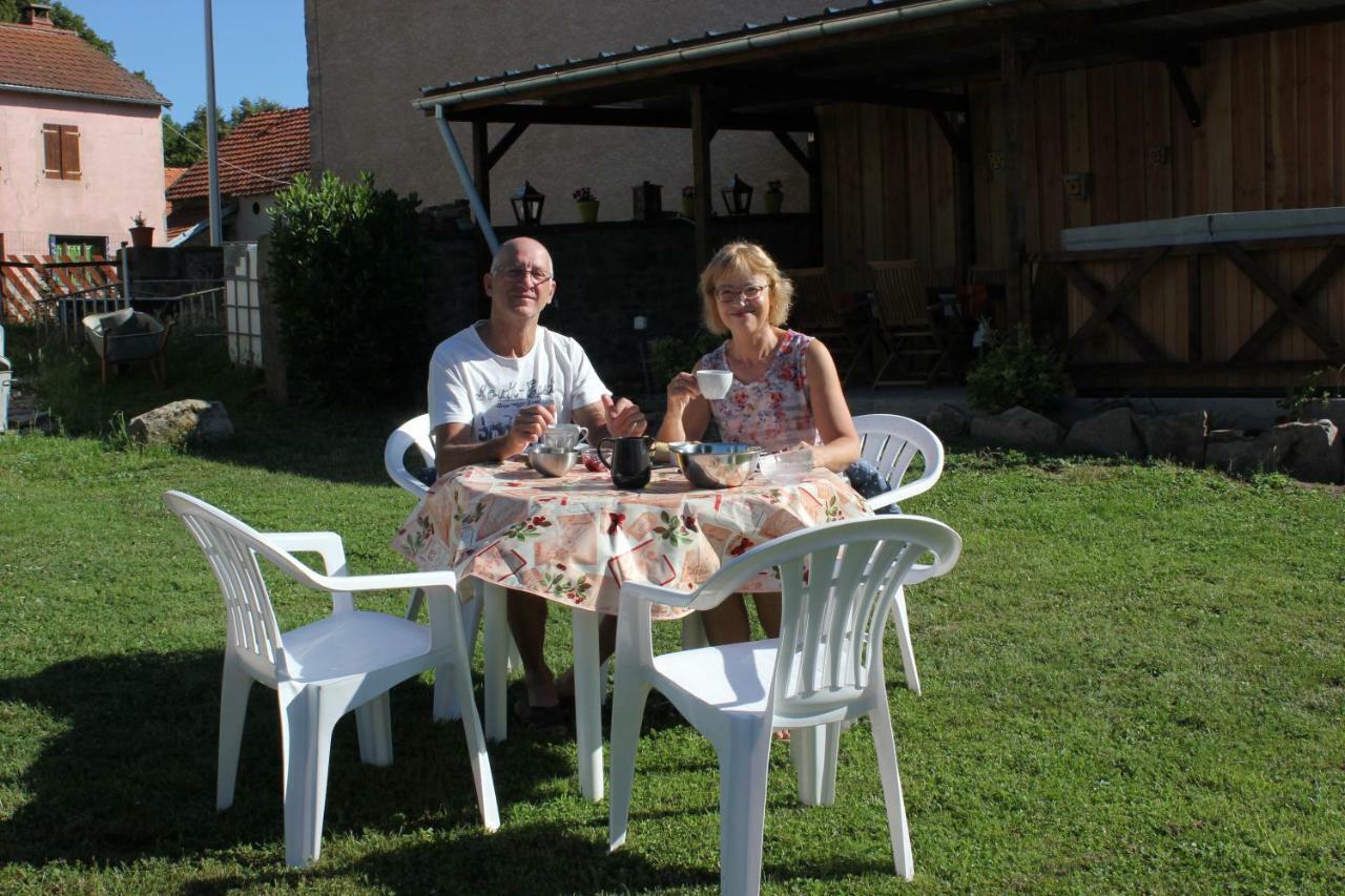 Maison Le Barrage Saint-Gervais-dʼAuvergne Zewnętrze zdjęcie